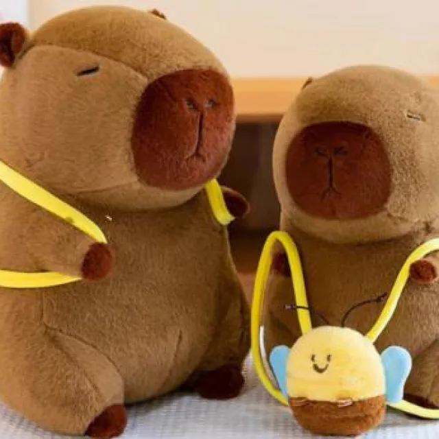 Capybara with a bee backpack · Plush toy · 30 cm